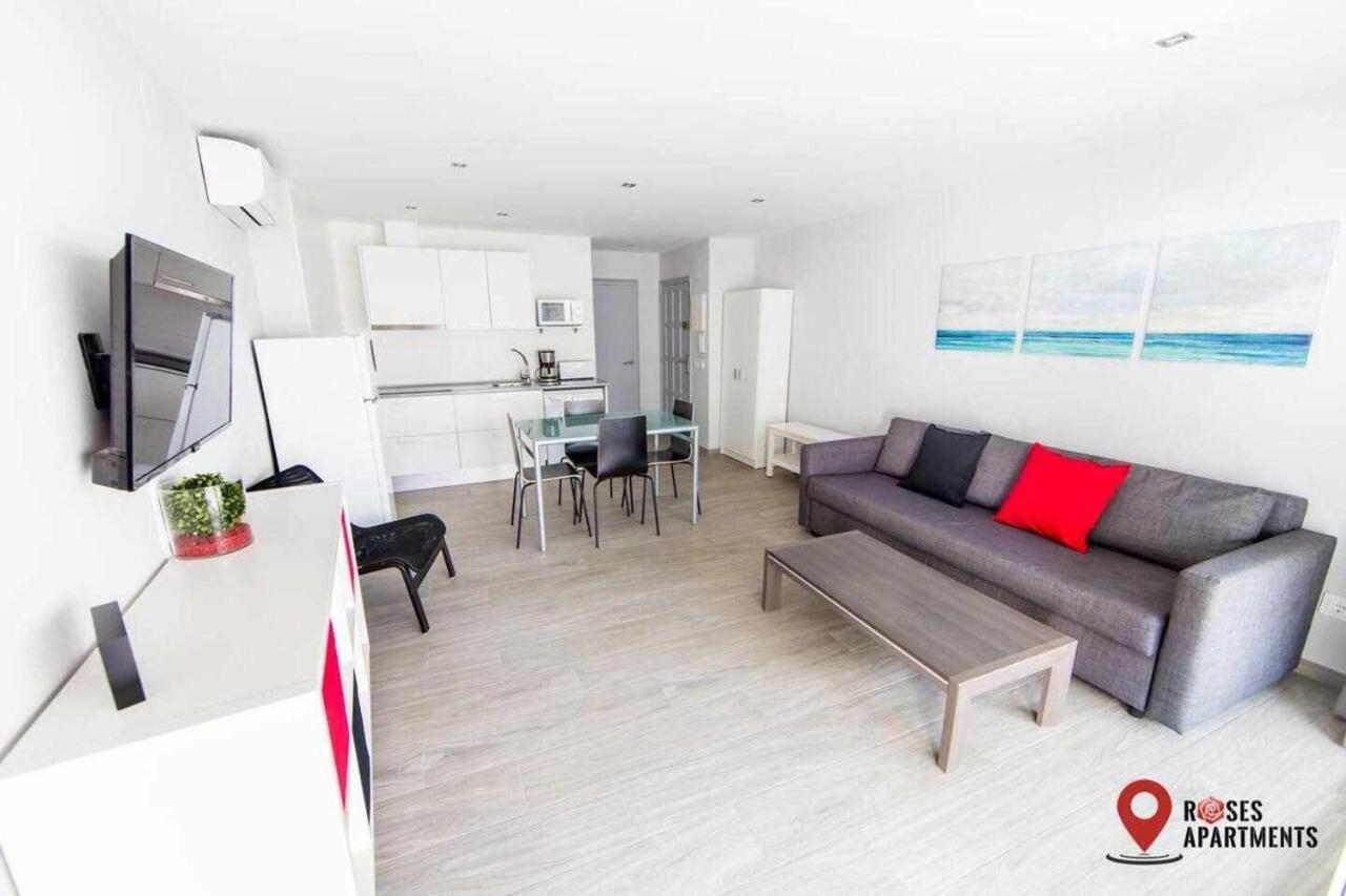 Roses Apartments 2 - Vista Mar Lateral 1Habitacion Eksteriør billede