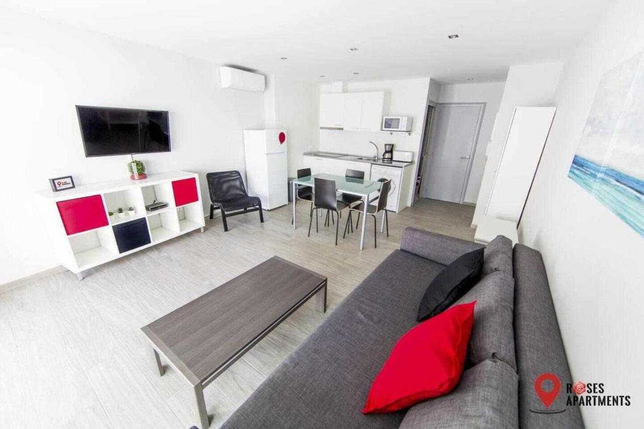 Roses Apartments 2 - Vista Mar Lateral 1Habitacion Eksteriør billede
